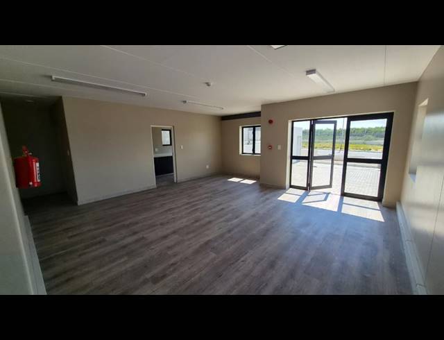 754M² WAREHOUSE TO LET IN RIVERGATE